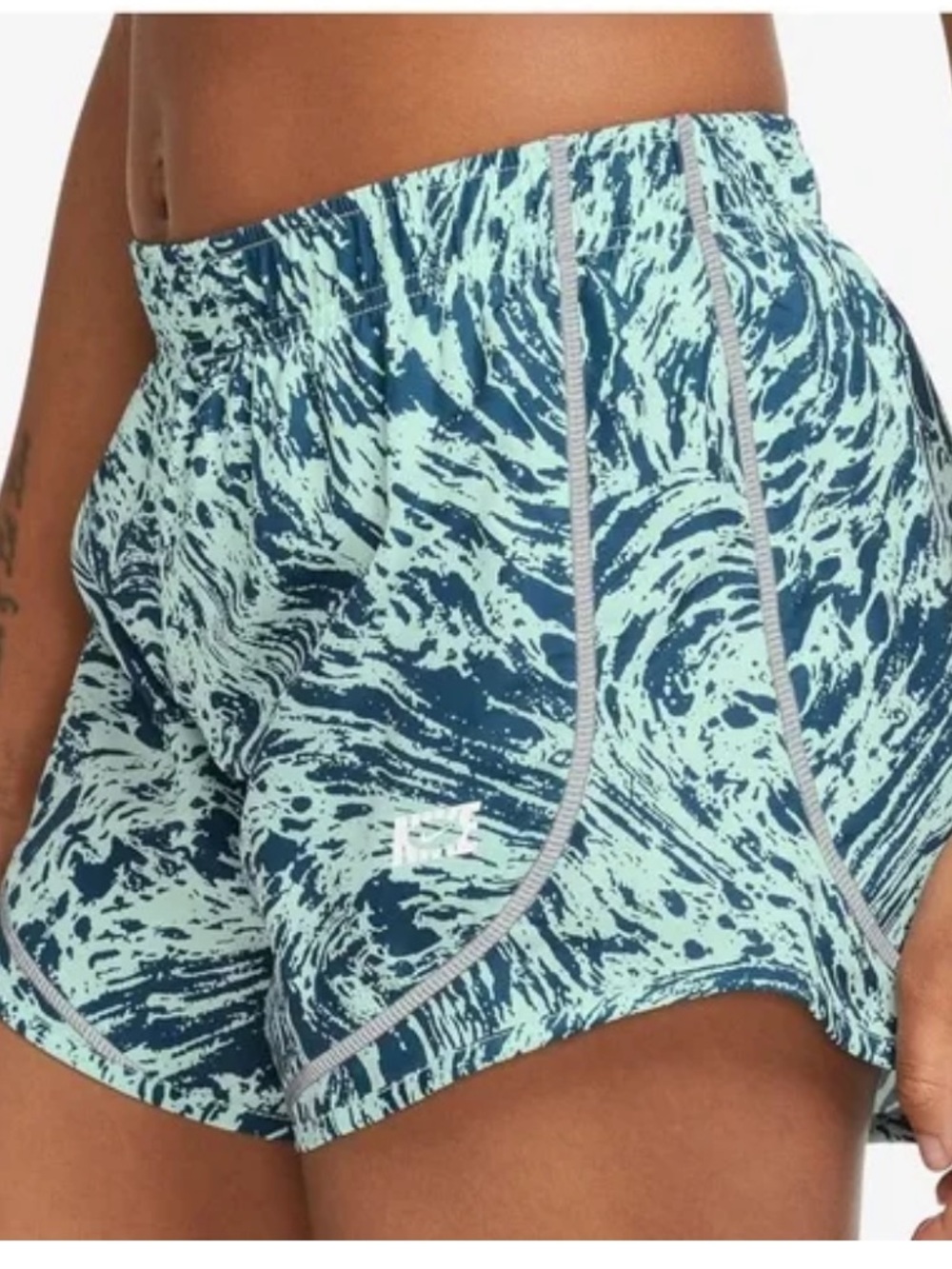 Nike Dri-FIT Icon Clash Tempo short Mint Foam/White wave print size medium